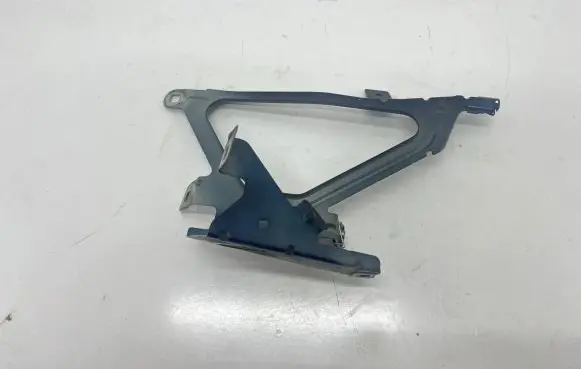 BMW 7 F01 F02 F03 F04 Radiator support slam panel bracket 7184179