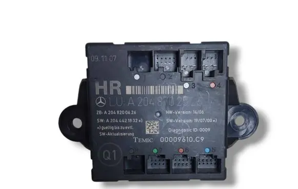 Mercedes-Benz C W204 Door control unit/module A2048702526 A2044421832 A2048200626