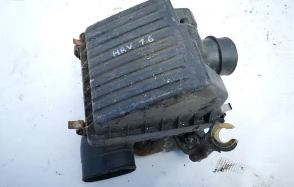 Honda CR-V Air filter box hondawc1