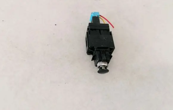 Volvo S80 Brake pedal sensor switch 8622064 99w432