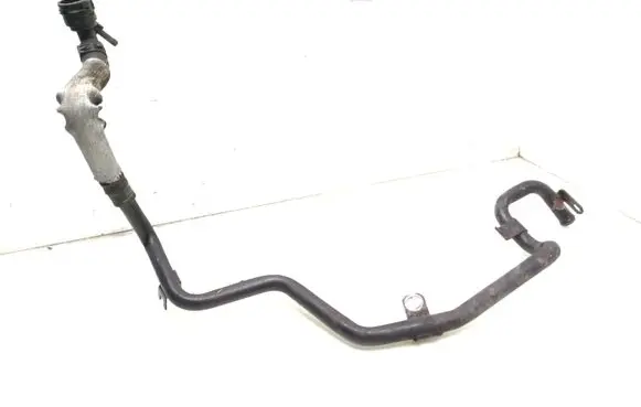 Volkswagen Touran I Engine coolant pipe/hose 03G121151