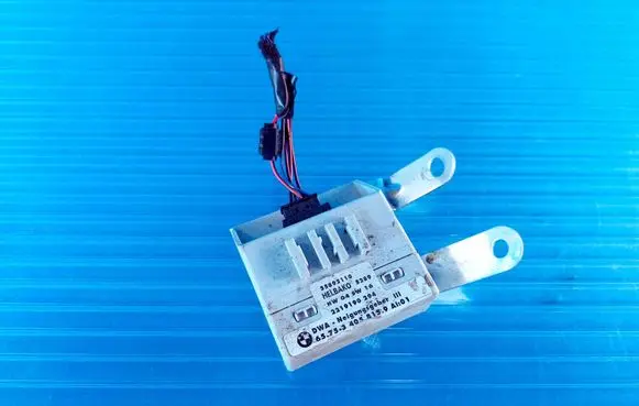 BMW X3 E83 Alarm control unit/module 55892110