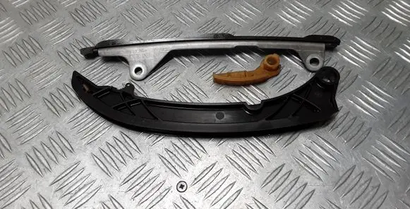 Toyota RAV 4 (XA50) Slide rail for timing chain 