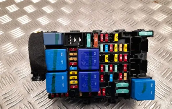 Nissan Juke II F16 Fuse box set 240106PN3B