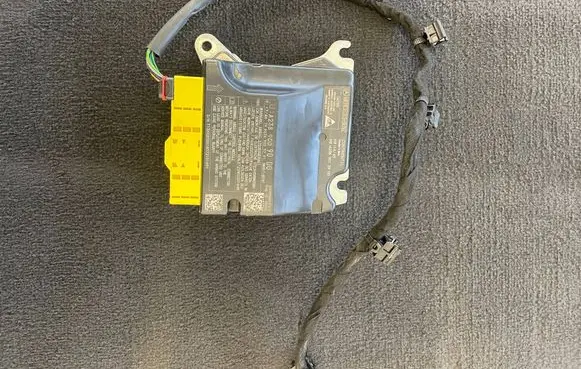 Mercedes-Benz E W213 Airbag control unit/module a2389009000