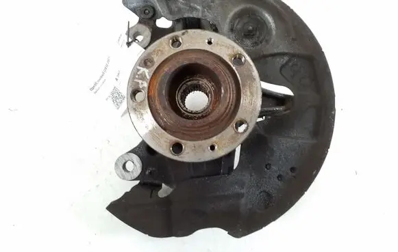 Opel Combo E Front wheel hub