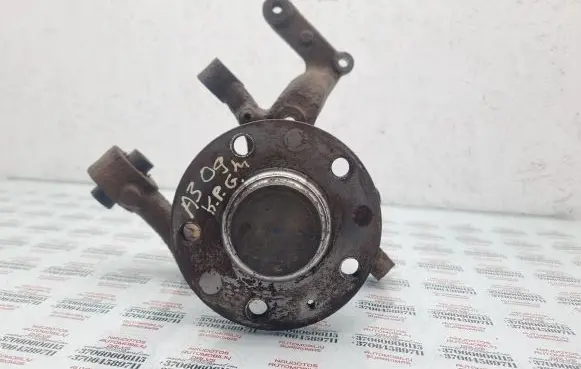 Audi A3 S3 8P Rear wheel hub 1K0435N