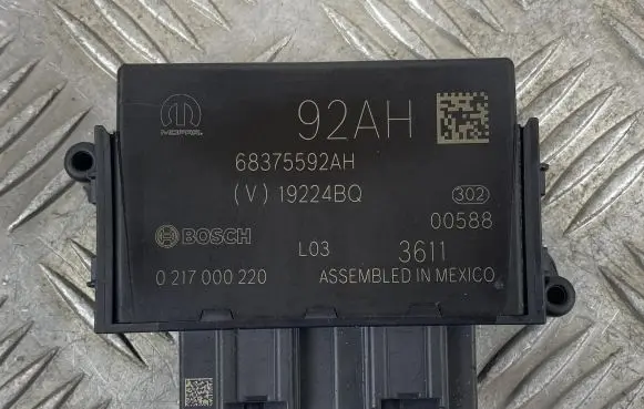 Jeep Grand Cherokee WL Other control units/modules 68375592AH