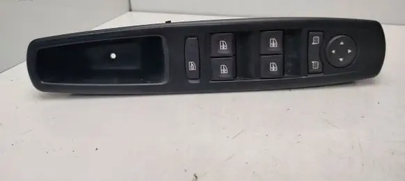 Renault Scenic III - Grand scenic III Window control relay 
