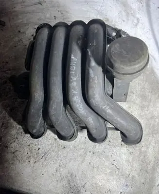 Audi A4 S4 B5 8D Intake manifold 06B133299A