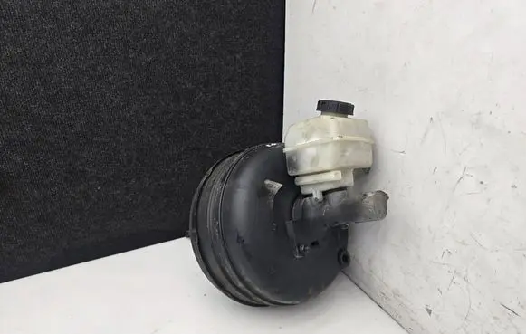 Mercedes-Benz Sprinter W906 Brake booster A0024315202