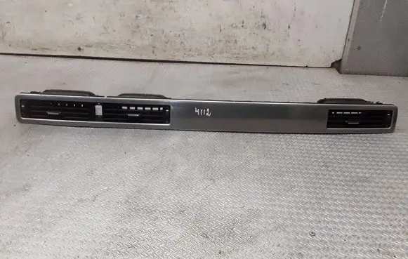 Volvo S80 Dash center air vent grill 30715143K