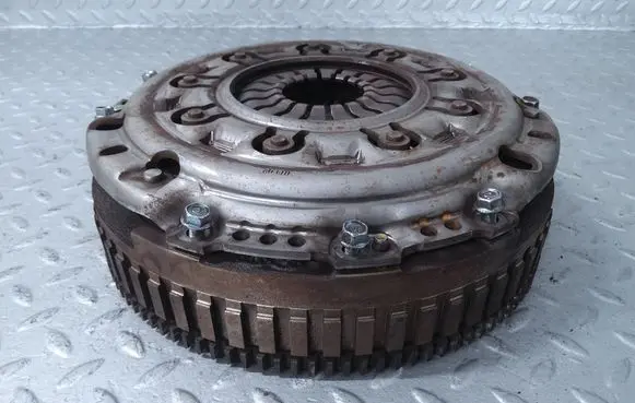 KIA Ceed Clutch set kit 232002U000 4120032AB1 411032AB1
