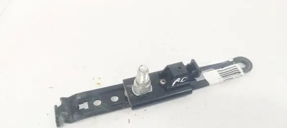 Toyota Corolla Verso AR10 Seat belt adjustment rail 
