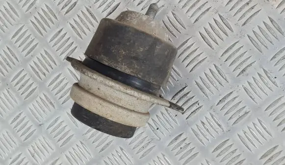 KIA Sorento Engine mount vacuum valve 