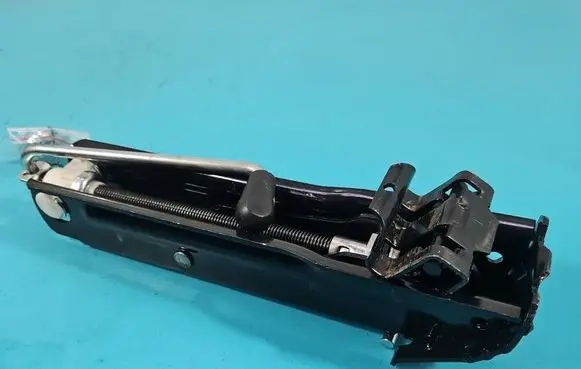 Volkswagen PASSAT B7 Lift Jack 3AA011031B IMPRK1598118