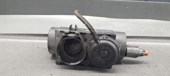Volkswagen Polo III 6N 6N2 6NF Mass air flow meter 030129608F