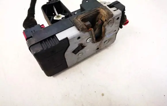 Opel Corsa C Rear door lock 13154793gg 13154793