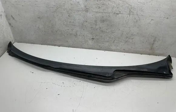 Audi A7 S7 4G Wiper trim 4G8819403