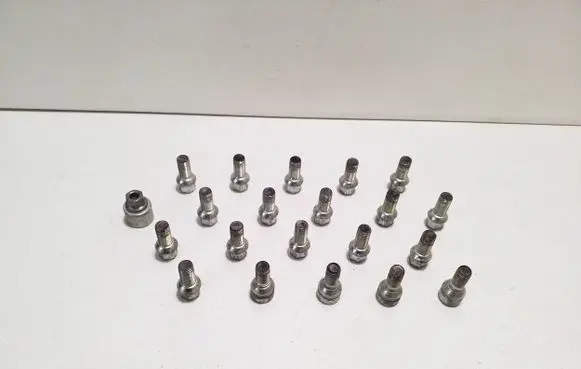 Audi A6 S6 C8 4K Nuts/bolts 