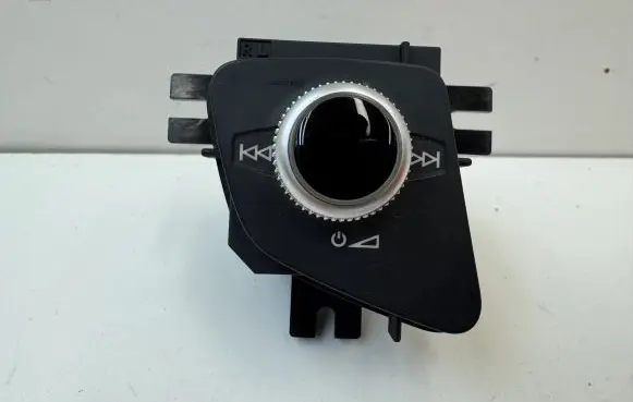 Audi Q7 4M Other switches/knobs/shifts 4M2919616B