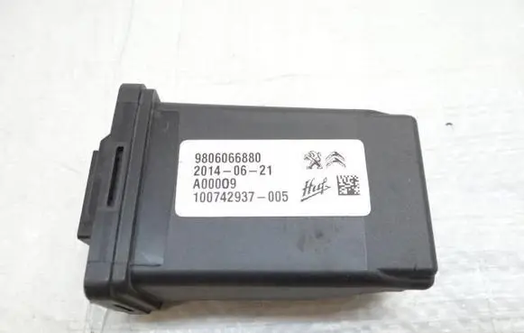 Citroen C4 Grand Picasso Other control units/modules 9806066880