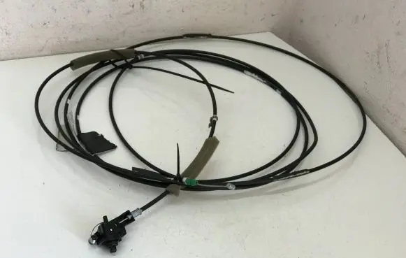 Nissan Pulsar Fuel cap flap release cable 