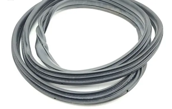Opel Frontera Rear door rubber seal (on body) 9852827380