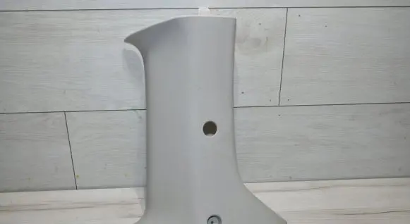 (C) pillar trim