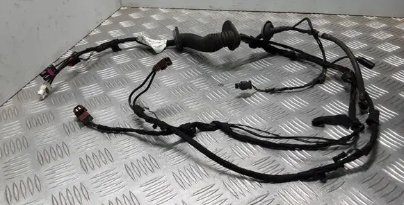 Land Rover Discovery Sport Tailgate/trunk wiring harness HK7214B562FC