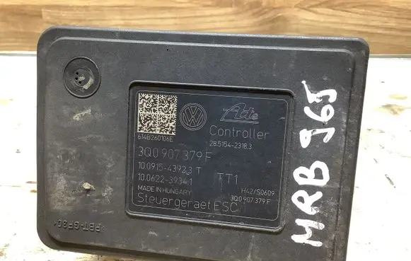 Audi A3 S3 8V ABS Pump 3Q0907379F 3Q0614517F