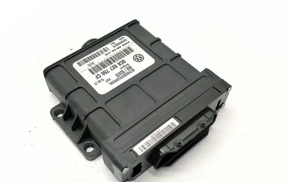 Volkswagen Touareg II Gearbox control unit/module 0C8927750CF