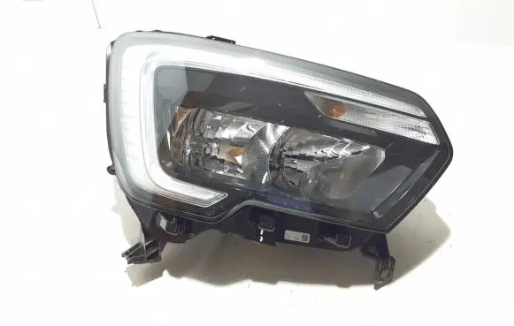 Renault Master III Headlight/headlamp 260105567R
