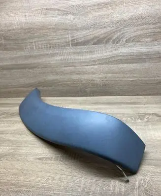 Volkswagen Touareg I Rear fender molding trim 7L9853828
