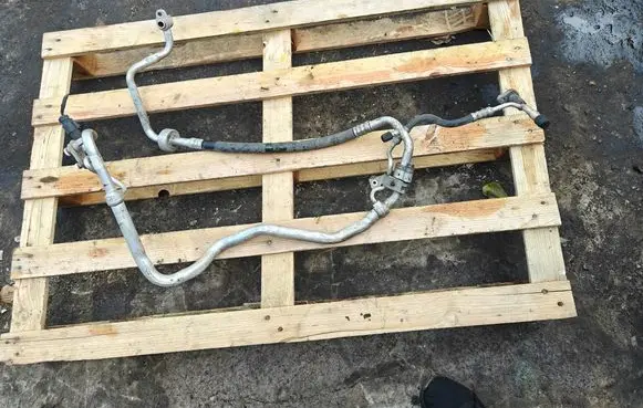 Ford Focus Air conditioning (A/C) pipe/hose