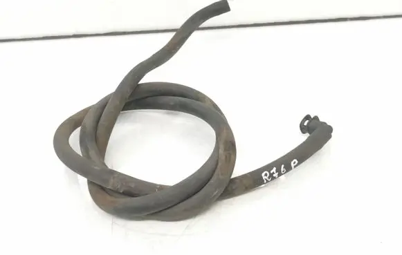 Volkswagen Golf V Headlight washer hose/pipe N67063