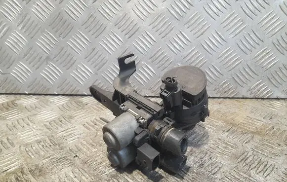 Audi A6 S6 C6 4F Coolant heater control valve 1147412178 4F2259617A