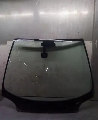 Peugeot 407 Front windscreen/windshield window 