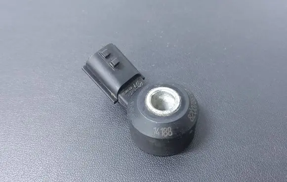 Nissan Pulsar Detonation knock sensor 8200789728