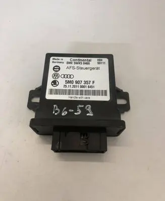 Volkswagen PASSAT B7 Light module LCM 5M0907357F 5WK50466