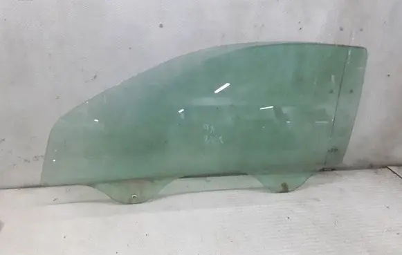Mercedes-Benz C W203 Front door window/glass (coupe) 