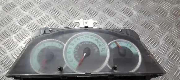 Toyota Corolla Verso AR10 Speedometer (instrument cluster) 838000F082A 83800-0F082-A