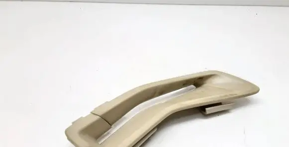 Volvo XC60 Seat belt trim 01287357