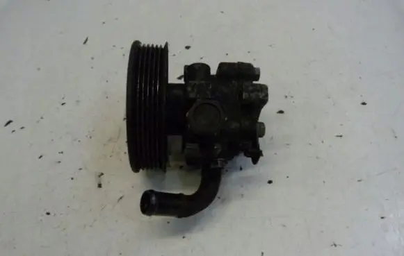 KIA Magentis Power steering pump