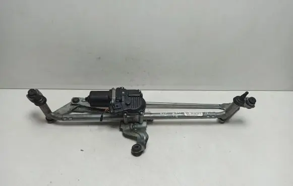 Volkswagen Tiguan Front wiper linkage and motor 5NC955023A