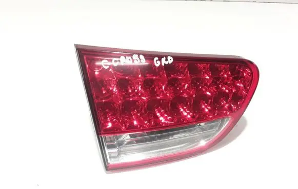 Citroen C-Crosser Tailgate rear/tail lights