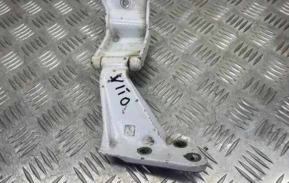 Mercedes-Benz Vito Viano W447 Rear door upper hinge A4477400737 047058