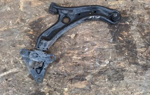 Honda Insight Front control arm