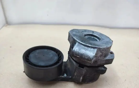 Ford Tourneo Custom Alternator belt tensioner 