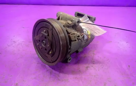 Renault Megane II Air conditioning (A/C) compressor (pump)
